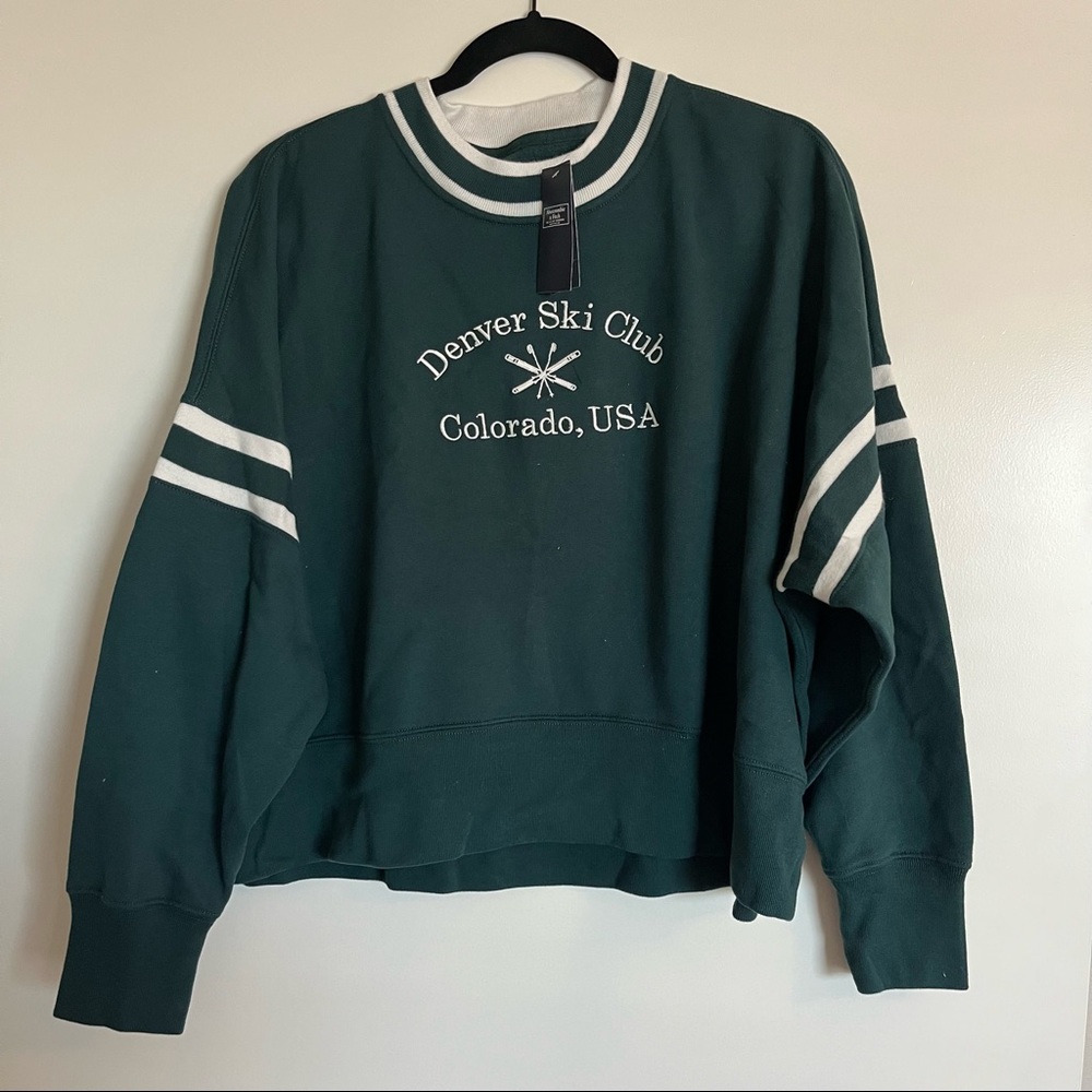 Abercrombie cropped sweatshirt